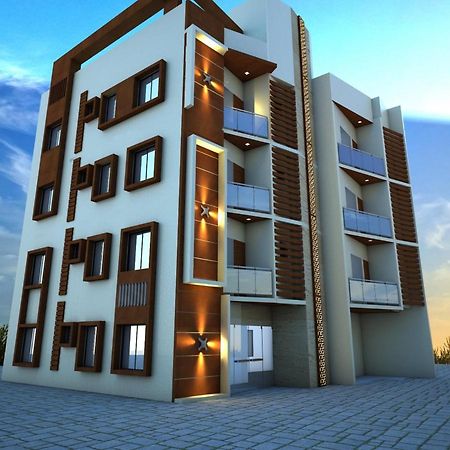 Arihanth Inn Vellore Bagian luar foto