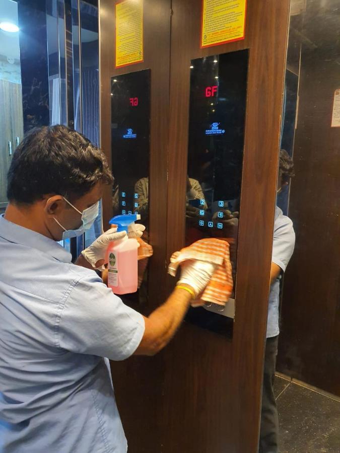 Arihanth Inn Vellore Bagian luar foto
