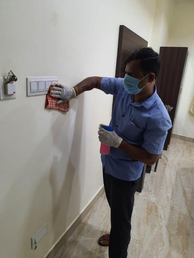 Arihanth Inn Vellore Bagian luar foto