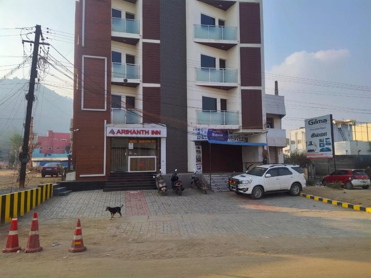 Arihanth Inn Vellore Bagian luar foto